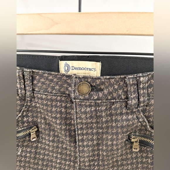 Democracy Zip Pocket Herringbone Pattern Skinny Pants Brown Size 6 - Picture 4 of 5